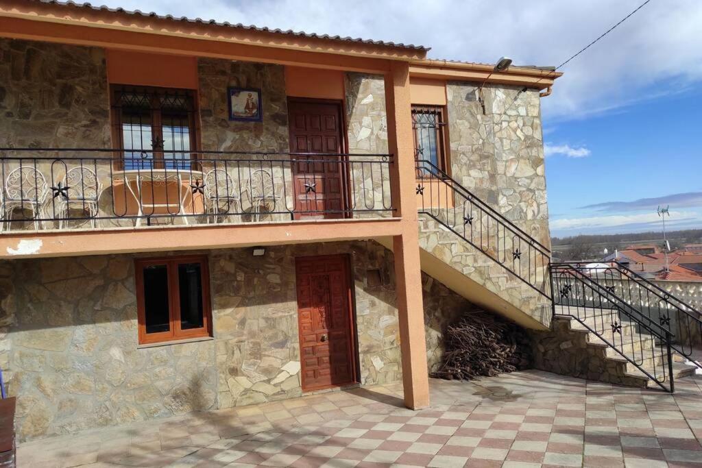 Casa Rural La Vizana Alija del Infantado Exterior foto