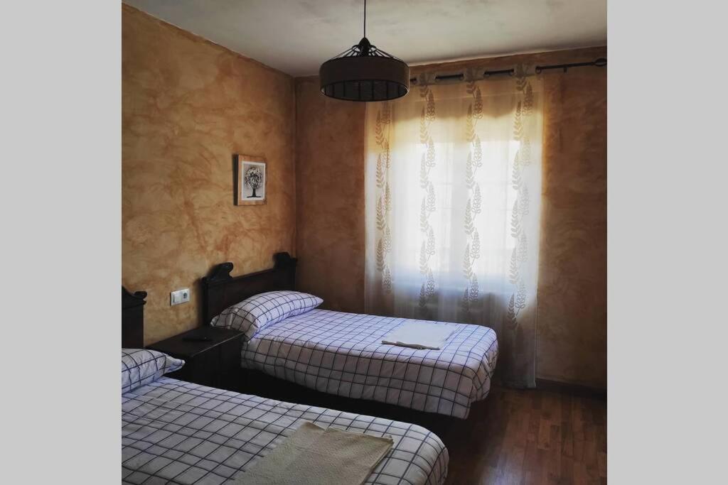 Casa Rural La Vizana Alija del Infantado Exterior foto